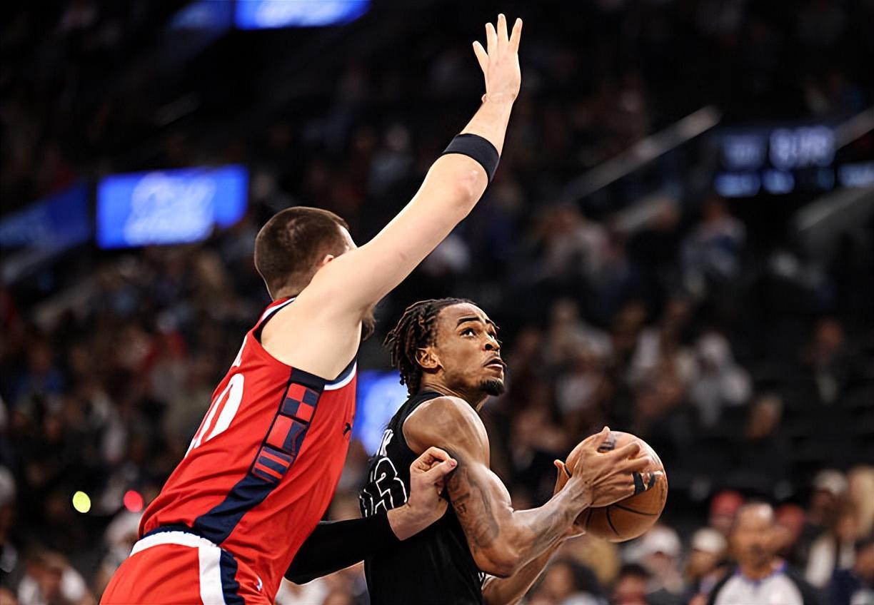 leyu公司-被快船各种打爆！篮网先发中锋近段时间的状态实在是太不稳定了？