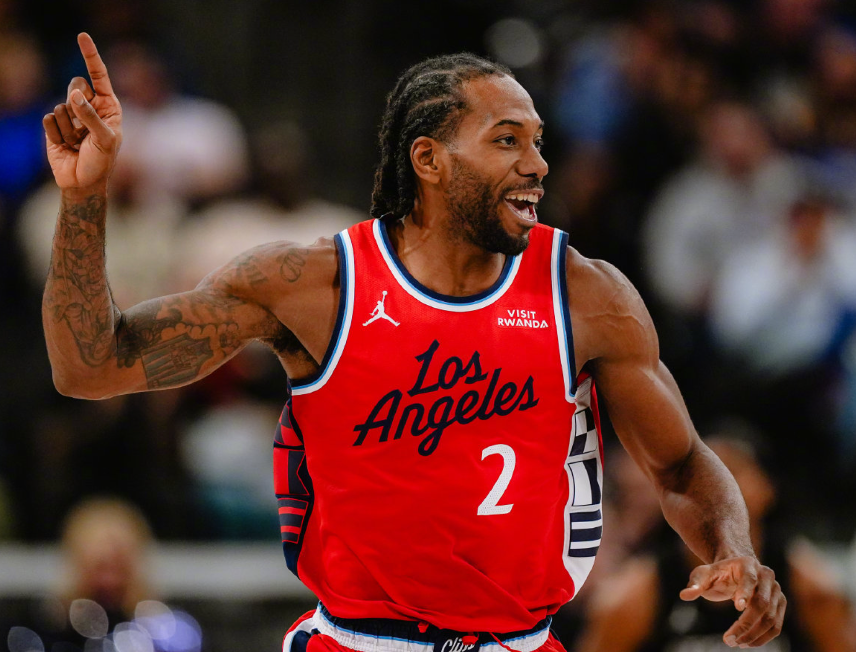 leyu-伦纳德伤情官宣!诊断左脚踝扭伤,伤停时间未知,幸好不是大伤!