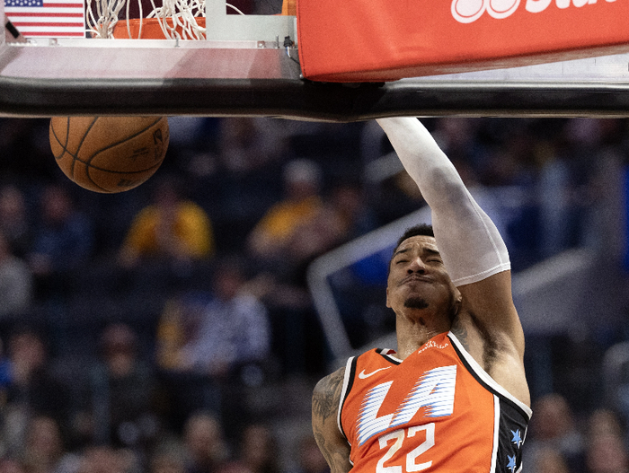 leyu集团-快船104-114不敌开拓者 球员评价：柯林斯优秀，3人及格，5人低迷|米勒|波特兰开拓者队|洛杉矶快船队|NBA常规赛|nba_新浪体育_新浪新闻